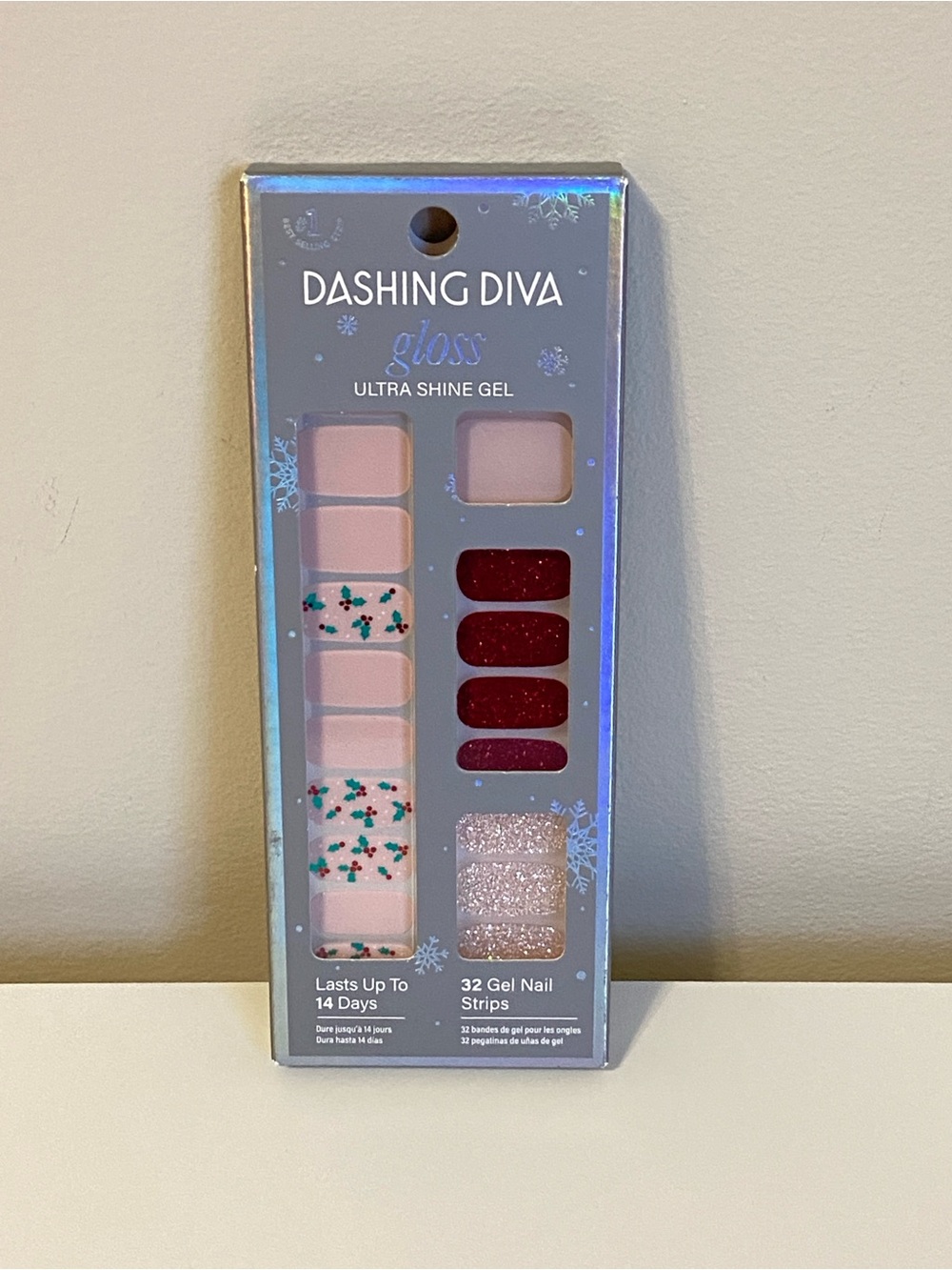 Dashing Diva Gloss Ultra Shine Gel Nail Strips [Holly]wood Christmas Pink Red